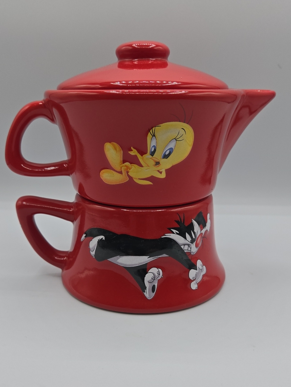 Vintage Tweety & Sylvester Stacking Teapot and Cup Set | Warner Bros